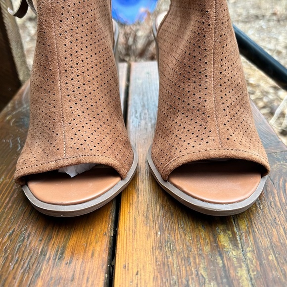 SAM EDELMAN KAMMIE-2 BROWN BOOTIES SIZE 7  NEW - Picture 4 of 13